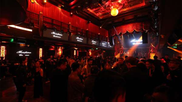 跨界新時尚，潮流快閃式發(fā)布會活動為高級時裝圈注入新靈感