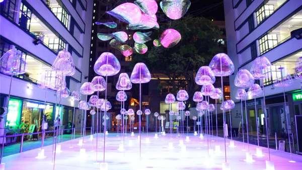 當(dāng)商場(chǎng)美陳展覽活動(dòng)遇上科技與藝術(shù)時(shí)，富有創(chuàng)意的藝術(shù)作品驚艷了