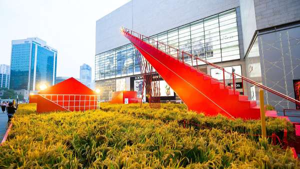 這是近期最喜歡的展覽活動(dòng)美陳了，金色稻浪詮釋了豐收了！