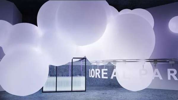 美妝沉浸式展覽活動(dòng)帶你開啟神秘的奇境工廠之旅，快領(lǐng)取專屬“工牌”