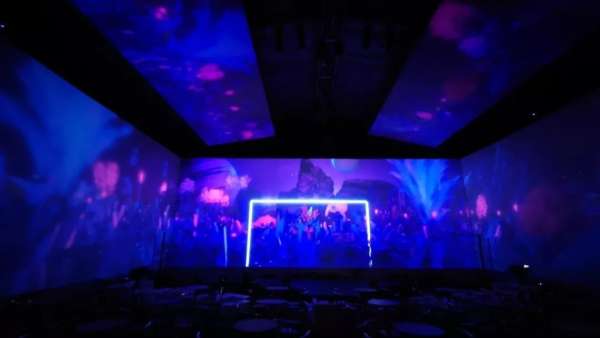 360度沉浸式快閃發(fā)布會活動滿滿的都是科技感和未來感