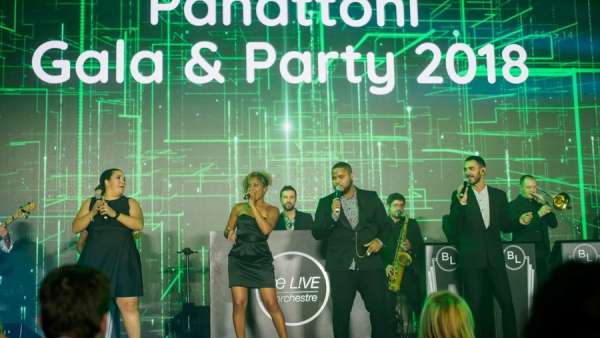 這次的慶典活動(dòng)策劃明顯更有調(diào)性，在不失質(zhì)感的同時(shí)還有調(diào)皮的成分在