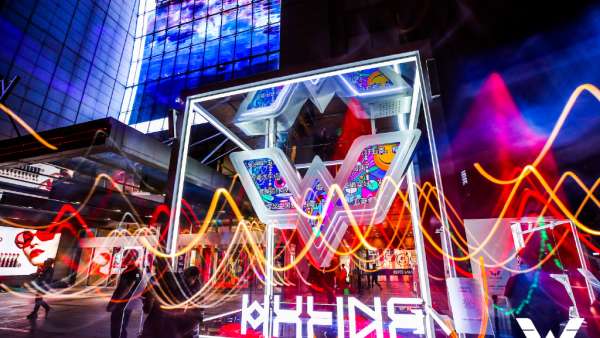 品牌升級后的汽車快閃展覽活動造型更具現(xiàn)代感