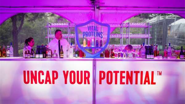 芝加哥的這場膠原蛋白飲料上市派對活動滿滿都是時尚和歡樂