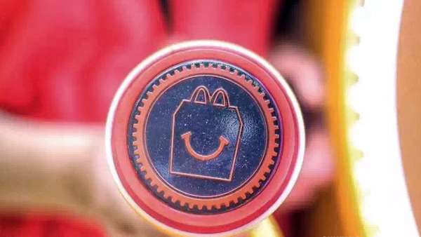 麥當(dāng)勞這個(gè)周年慶玩具展覽活動(dòng)策劃太能制造幸福了