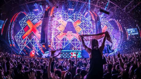 有限空間無(wú)限可能，活動(dòng)策劃的舞美也可以這般令人驚嘆