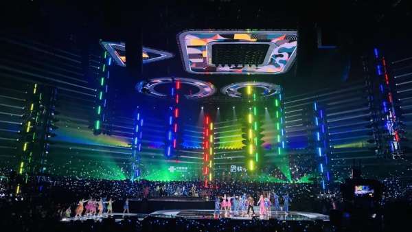 快手「一千零一夜」年度活動策劃精彩豐呈，酷炫舞臺很多變