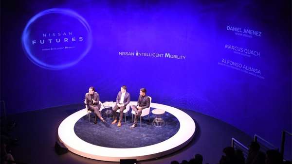 洛杉磯車展上，日產汽車發(fā)布會活動策劃的LED照明系統很搶眼