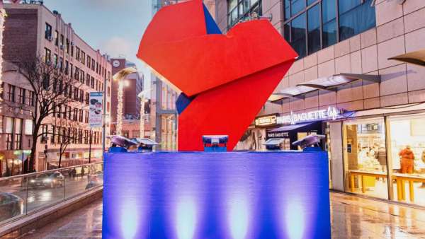 2020紐約飛躍皇后大樓廣場圣誕亮燈活動策劃被一顆心俘獲了