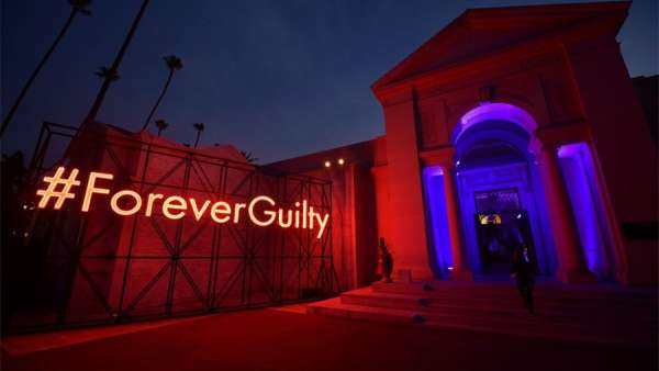 古馳罪愛香水發(fā)布會活動策劃打破傳統(tǒng)，選址墓地舉辦，夠創(chuàng)新