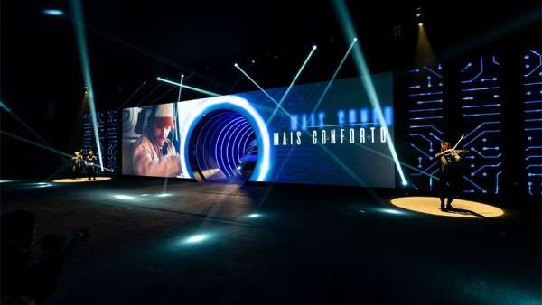 奔馳斯賓特( Sprinter)巴西發(fā)布會活動策劃互動體驗感更足些