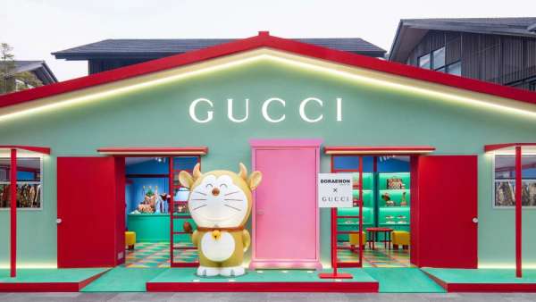 哆啦A夢(mèng)×Gucci聯(lián)名快閃活動(dòng)策劃打造了一個(gè)漫畫風(fēng)格的探索空間