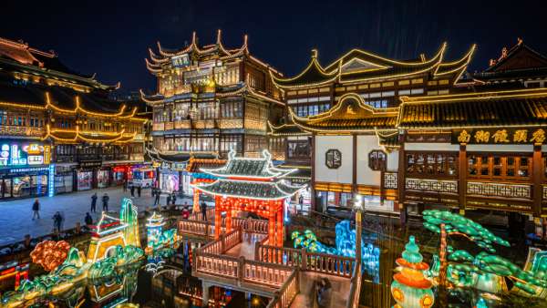 豫園新春游園活動(dòng)策劃張燈又結(jié)彩，見證時(shí)代變遷和歲月流轉(zhuǎn)