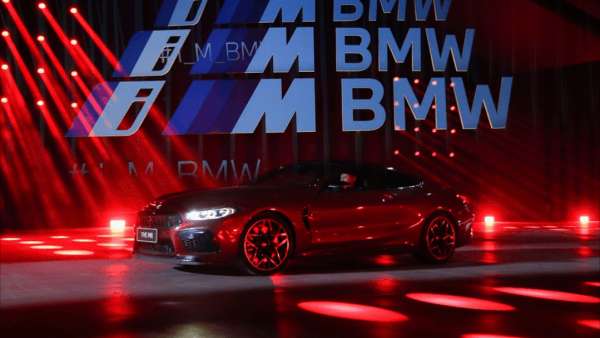 i M BMW寶馬集團之夜活動策劃借助了騎士們一騎絕塵留下精神圖騰