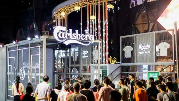 嘉士伯足球快閃店活動(dòng)策劃跨界出圈，足球時(shí)尚大片一觸即發(fā)