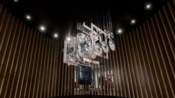 深入積家Reverso翻轉(zhuǎn)系列主題展覽活動(dòng)策劃，探索時(shí)光交織的旅程