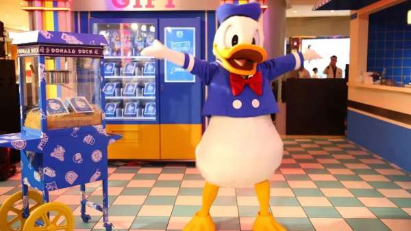 「冰爽一夏，沖鴨」唐老鴨夏日刨冰主題快閃活動(dòng)策劃原汁原味的復(fù)古風(fēng)情