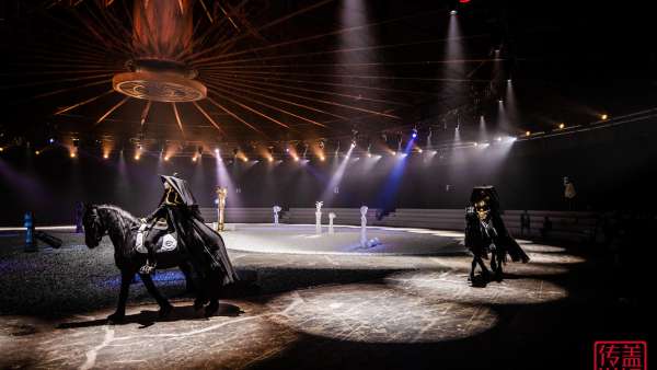 熊英·蓋婭傳說新品發(fā)布會活動策劃呈現(xiàn)出國際頂級藝術(shù)水準(zhǔn)的服飾秀演