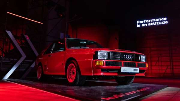 奧迪RS燃擎之夜活動策劃了空間、時間、賽道街道、燃油電動四重折疊