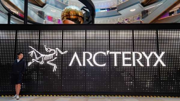 REBIRD煥然新“申”快閃活動(dòng)策劃在摩登潮流地標(biāo)打造未來感的自然之境