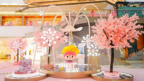 泡泡瑪特櫻花限定展覽活動(dòng)策劃隨手一拍就是大片