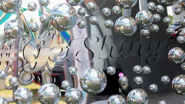 SiriusXM和起亞汽車的這場「洗人」的洗車場體驗(yàn)活動策劃太讓人難忘了