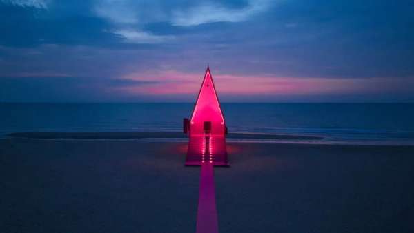 ValentinoPinkPP粉耀海岸活動(dòng)策劃，又一個(gè)現(xiàn)象級(jí)刷屏