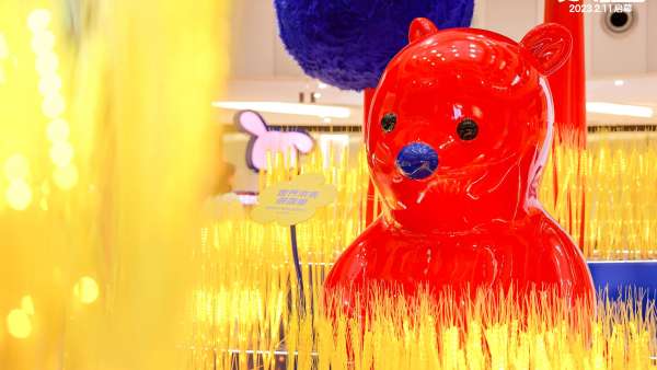 “張占占麥向星空公共藝術(shù)空間”快閃活動(dòng)策劃了一個(gè)愛的夢境世界