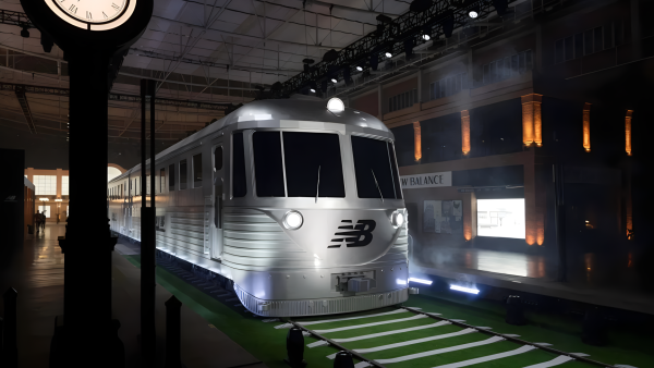 New Balance“匠步新行”品牌百年特展活動(dòng)策劃串聯(lián)了不同時(shí)代印記