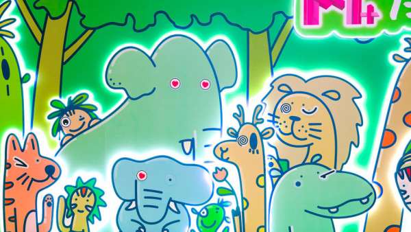 怪可愛插畫藝術(shù)展覽活動策劃打造了一個奇怪而有趣的沉浸式夢幻空間