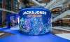 杰克瓊斯巡回快閃店活動(dòng)策劃勾塑了玩味、街頭、多元的潮流態(tài)度